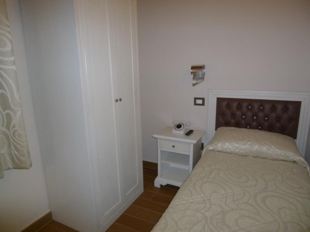 Relais Villa Giulia Bastia Umbra Exterior foto